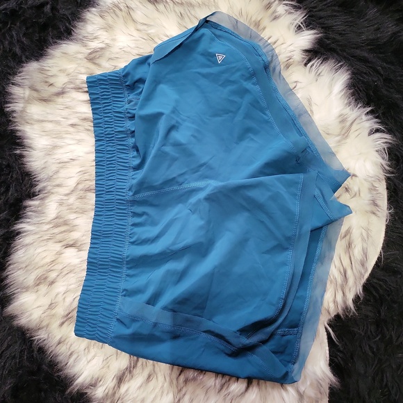 yoga Pants - WOMENS YOGA SHORTS SIZE XL